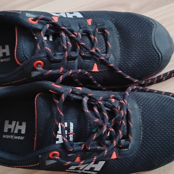 Helly Hansen Black and Red Sneakers - Picture 2 of 4
